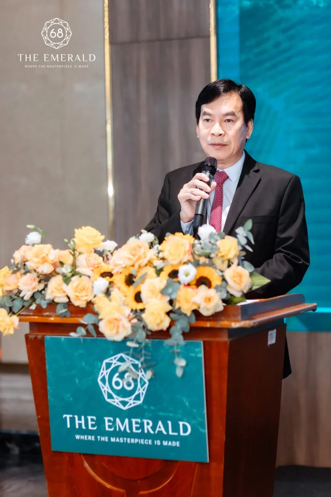 Tập đoàn Lê Phong và Coteccons ký hợp tác chiến lược dự án The Emerald 68 với ngân hàng BIDV và DKRA Realty 8 Lê Phong