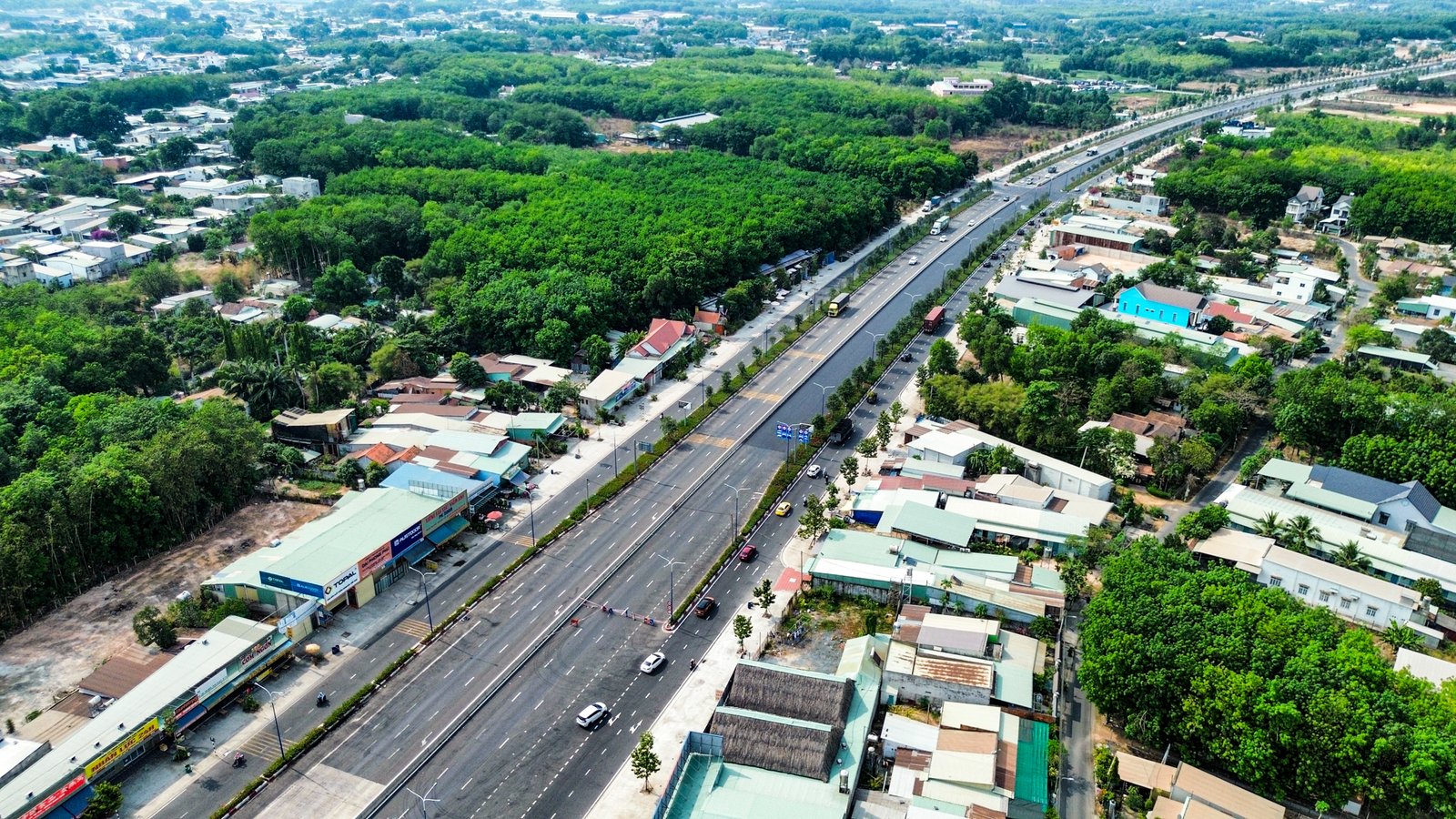 Chiêm ngưỡng Mỹ Phước Tân Vạn phong cách Bình Dương: rộng gấp gần 4 lần cao tốc Bắc – Nam, quy mô 10 làn xe, đẹp như dải lụa 12 2